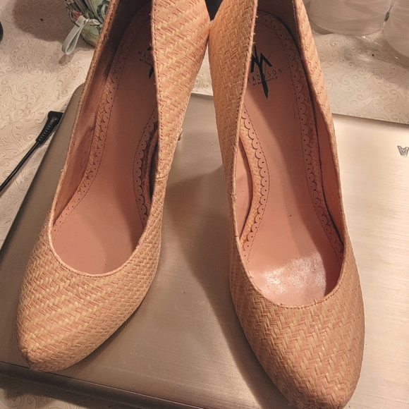 Madison by Shoedazzle high heel shoes - Picture 2 of 5